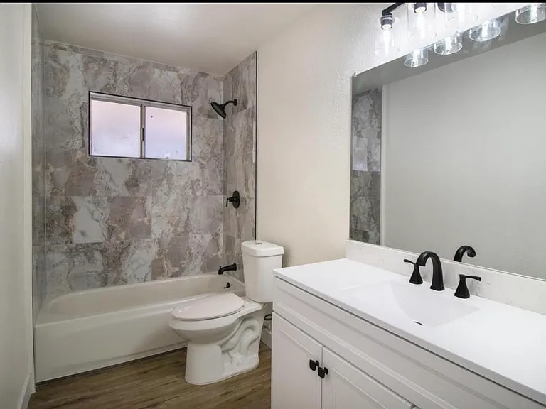 1435 S Salome St — Photo 15