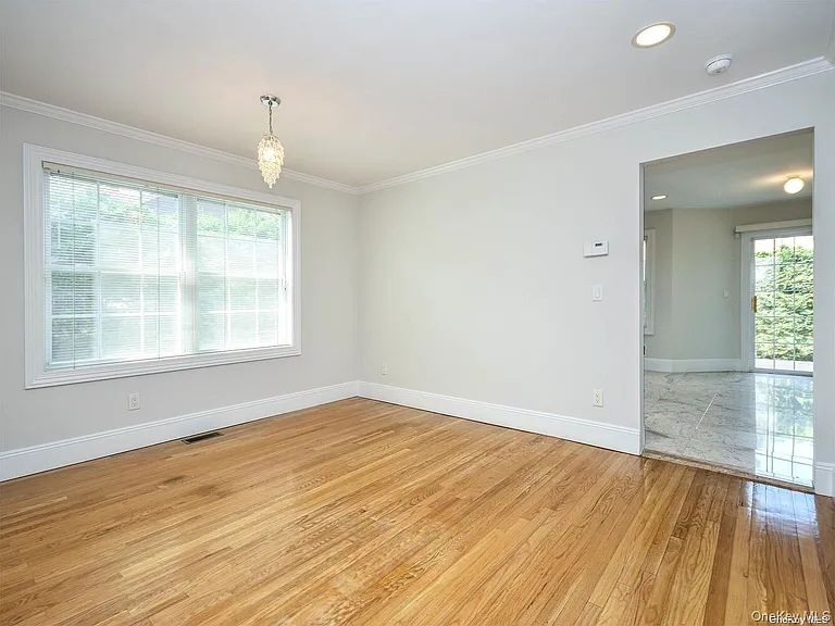 51 Inwood Rd #B — Photo 8