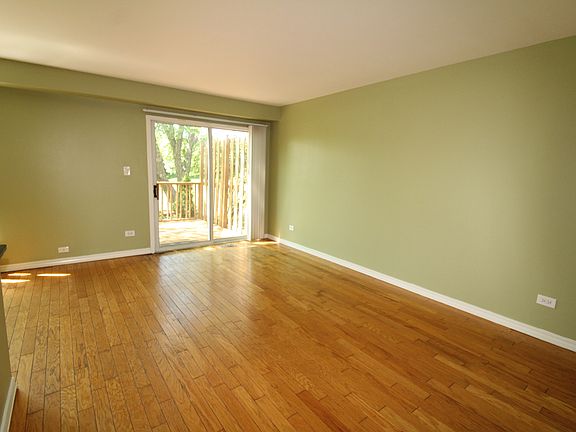 3rd image of 353 W Birchwood Ave