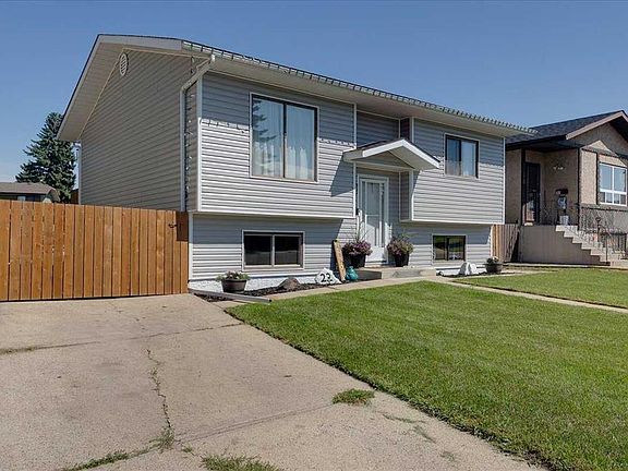 2nd image of 22 S Greenham Dr