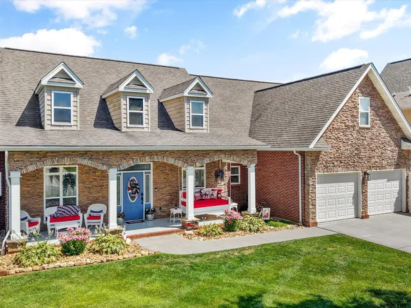 1463 Benjamin Blvd, Sevierville, TN 37876