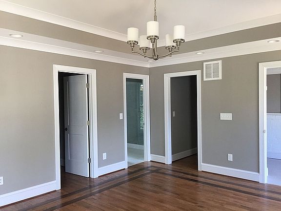5th image of 2331 Westover Dr