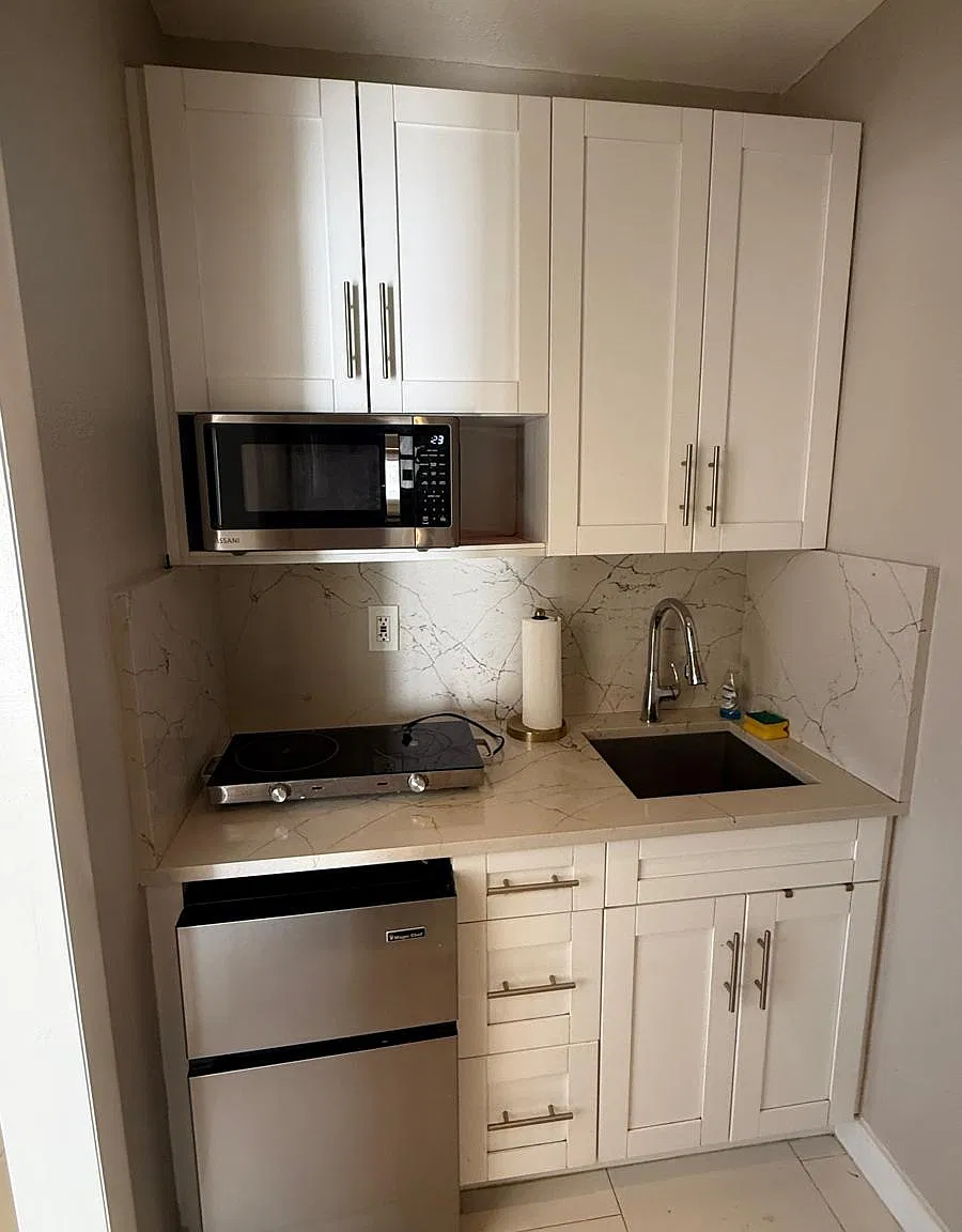 Studio, 450 sqft, $1,450 — Photo 2