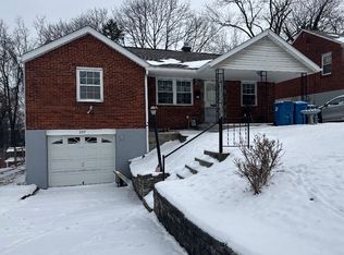 337 Poe Dr, Pittsburgh, PA 15235