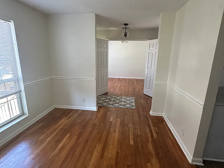 106 Jamestown Pl — Photo 8