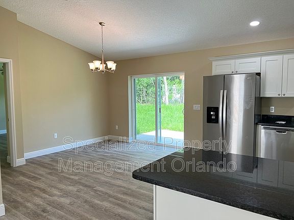 5th image of 176 W Brimson Pl