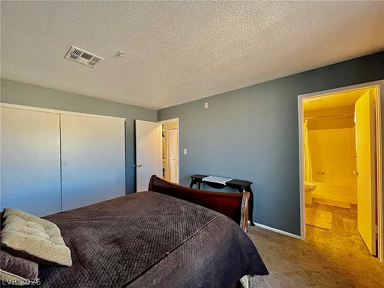 2040 Mesquite Ln #104 — Photo 11