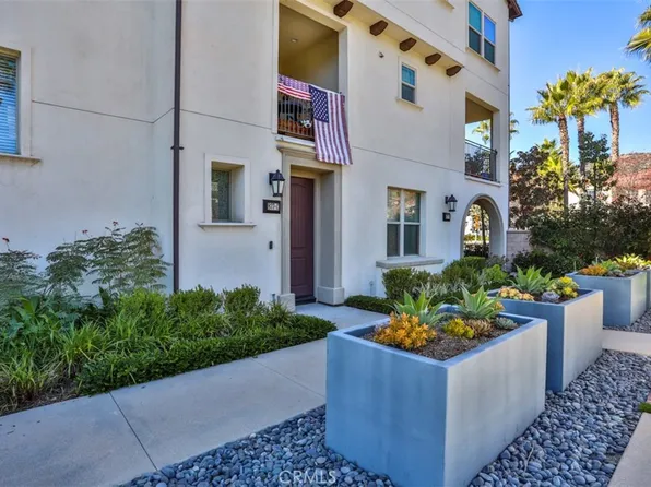 877 Orchid Way, Azusa, CA 91702