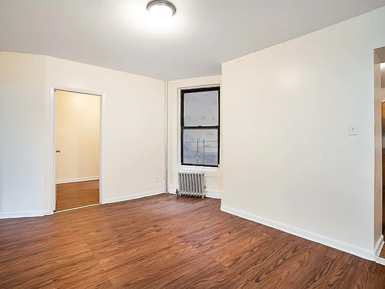 69 E 110th St #5B — Photo 2
