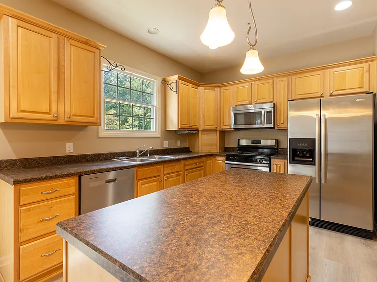 337 Marshall Heights Dr — Photo 6