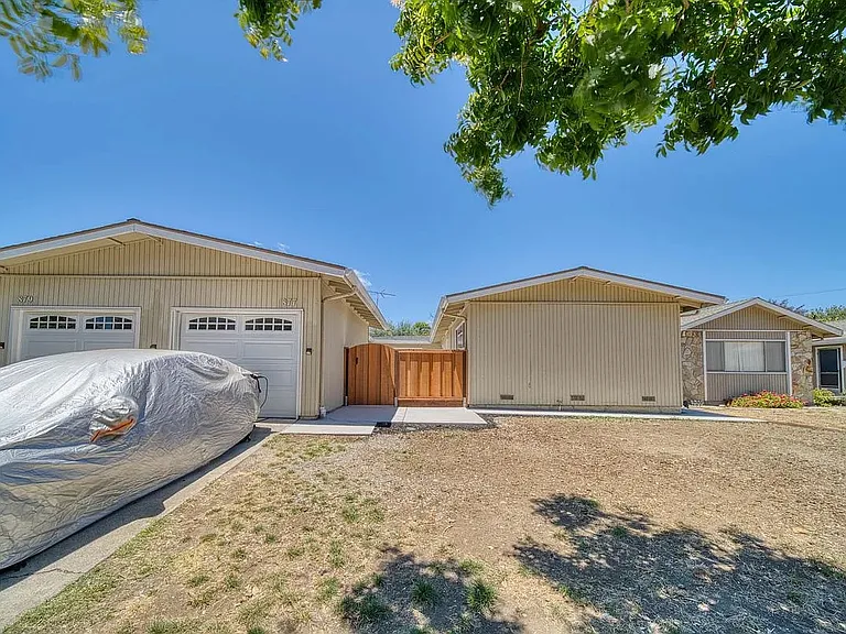 877 Miller Ave — Photo 19