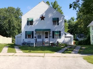 302 E 3rd St, Prophetstown, IL 61277