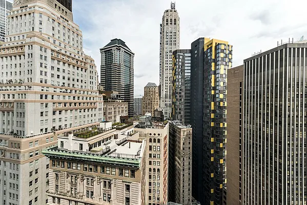 Sold by Nest Seekers International | media 6