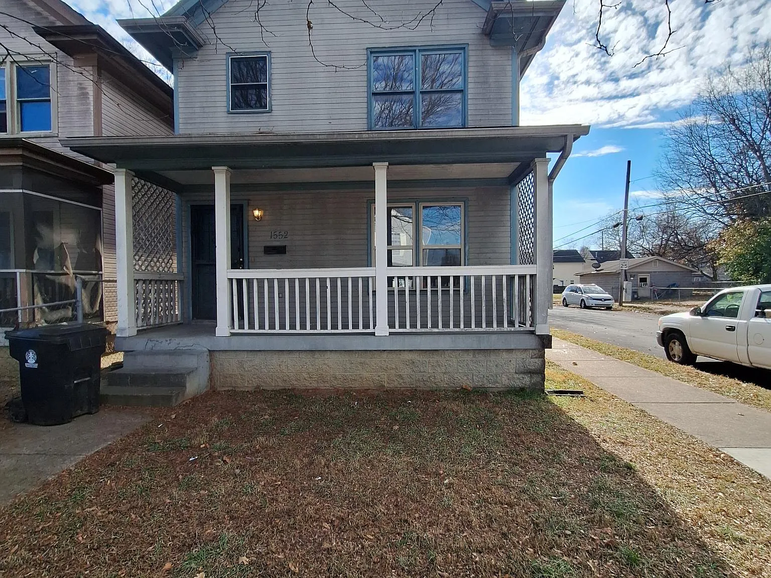 3 bed, 1.5 bath, 1140 sqft, $1,095 — Photo 2