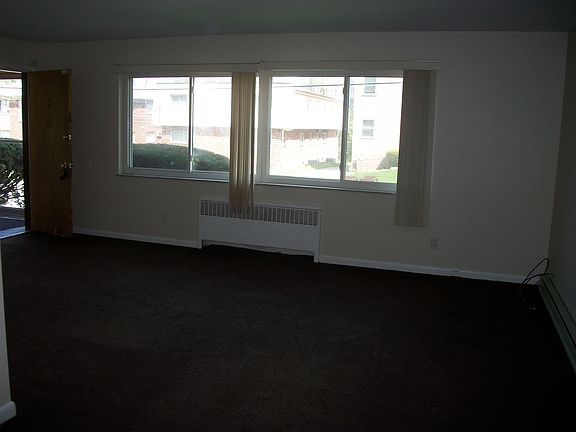 5th image of 2657 Vera Ave APT 1