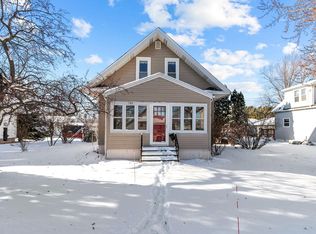 122 N John St, Kimberly, WI 54136