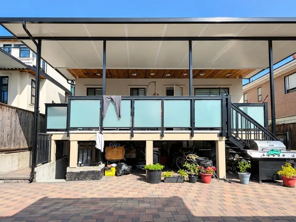 426 E 63rd Ave, Vancouver, BC V5X 2K2