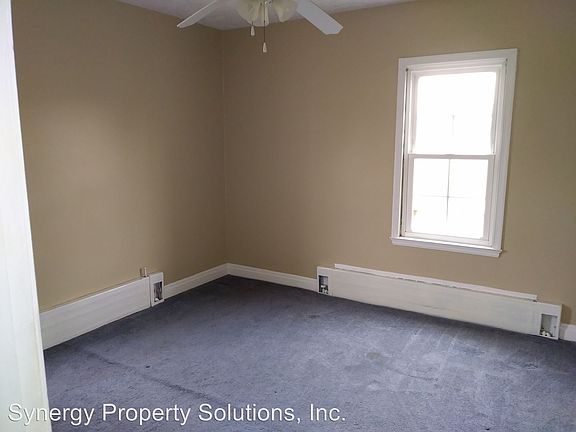 2nd image of 701 S Thoman St