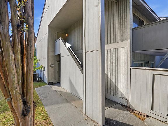 4th image of 605 Waterwood Dr