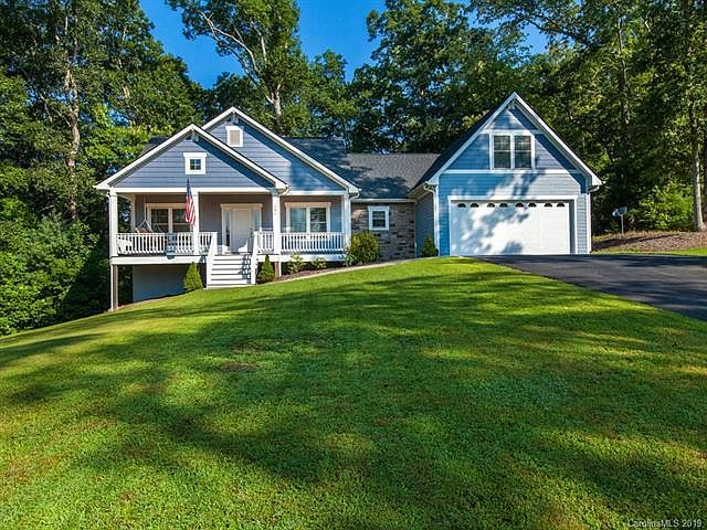 1st image of 201 Lone Oak Dr