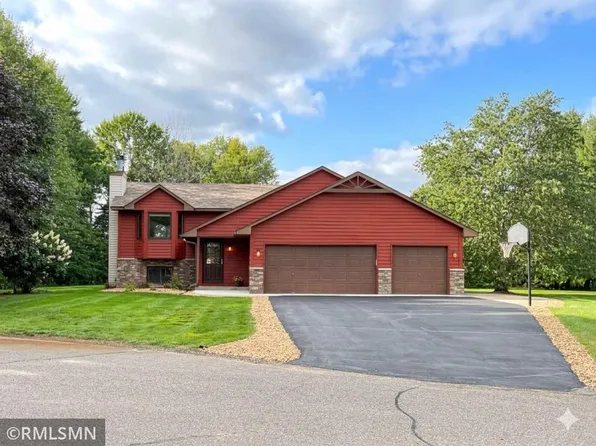 16110 Davenport St NE, Ham Lake, MN 55304
