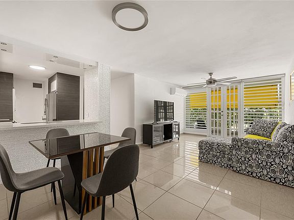 3rd image of 7 Avenida Laguna #2H