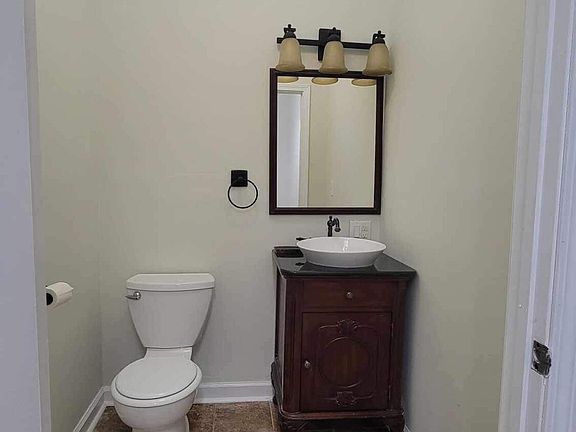 5th image of 226 Saint Joseph St