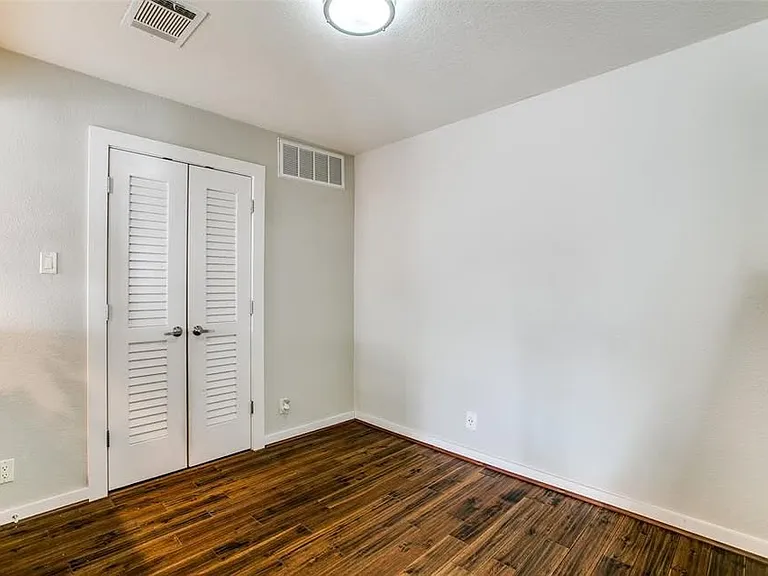 4777 Cedar Springs Rd #9F — Photo 2