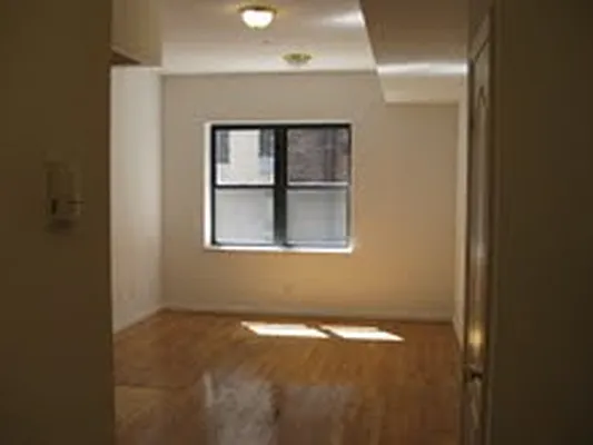 Rented by J Misrahi Realty Corp | media 18