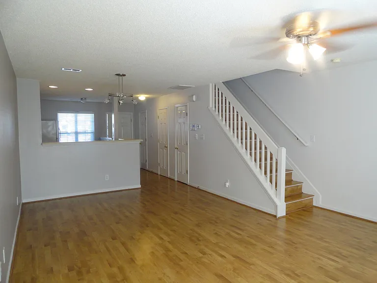 35 Sidney Marie Ct #35 — Photo 4