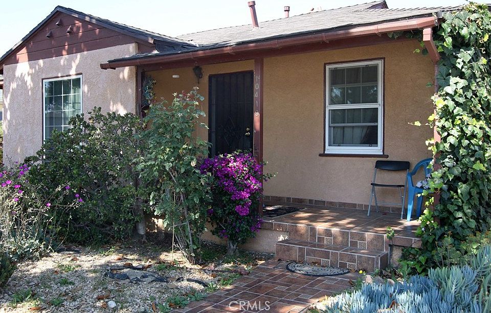 1st image of 10419 S Gramercy Pl