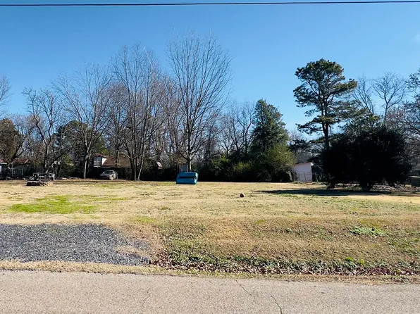Eve St S, Mena, AR 71953