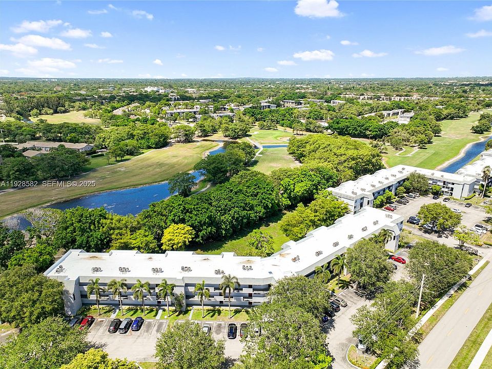 1st image of 8305 NW 61st St APT C305