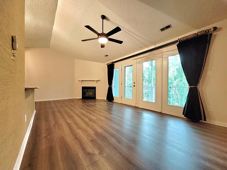 1300 Park Glen Dr #302 — Photo 19