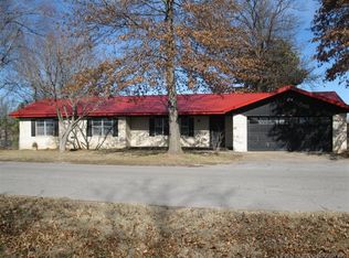 19014 E Rogers Dr, Tahlequah, OK 74464