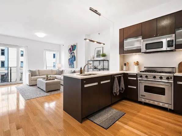 454 W 54th St APT 4K, New York, NY 10019