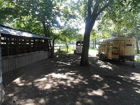 4th image of 433075 E 1685th Ln