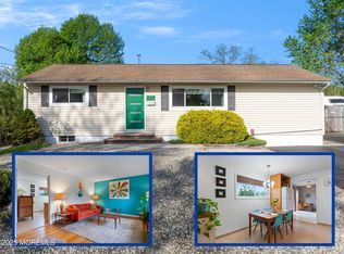 27 Baylor St, South Toms River, NJ 08757