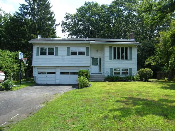 16 Falls Bashan Rd, Moodus, CT 06469