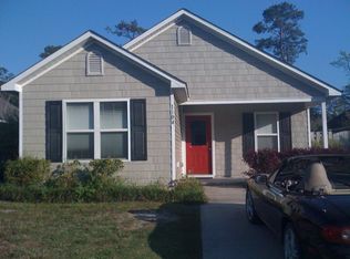 1104 Loman Ln, Wilmington, NC 28412