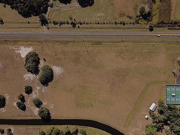 5th image of Spring Lake Blvd