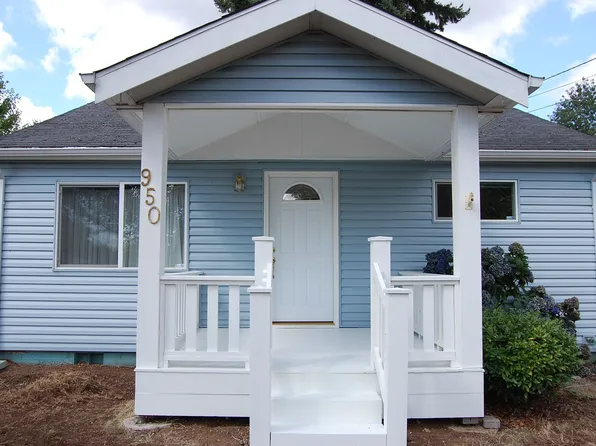 950 Woodlawn Ave, Oregon City, OR 97045