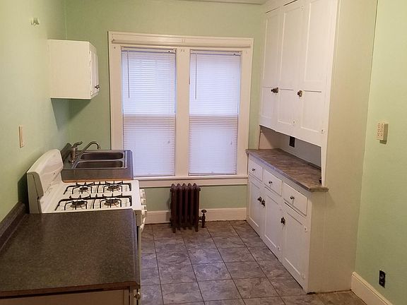 3rd image of 356 Floral Ave APT 2