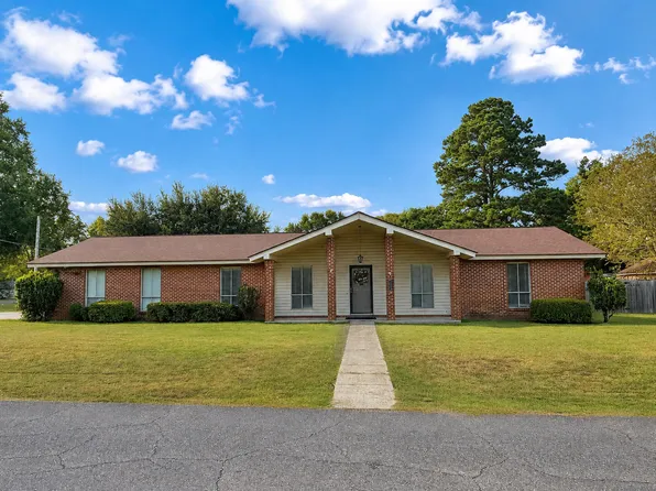 2800 Wade Dr, Hattiesburg, MS 39401