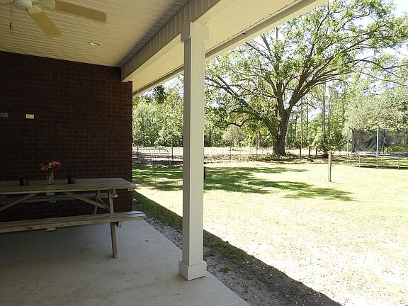 2nd image of 2232 Janet Dr