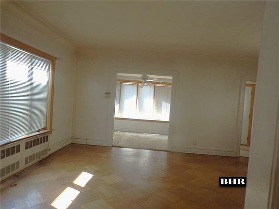 4th image of 1821 E 27th St