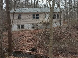 98 Prospect Hill Rd, Guilford, CT 06437