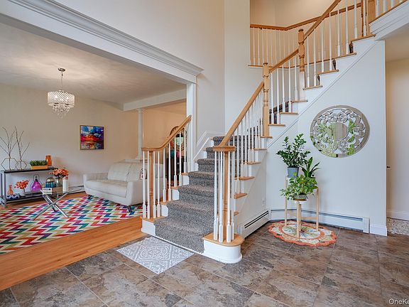 4th image of 5 Sherwood Court