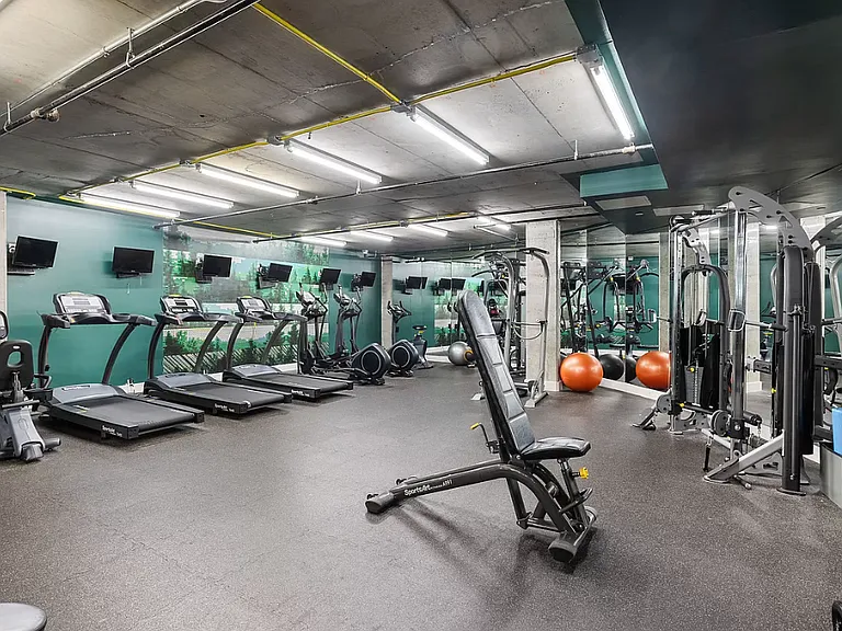 10 Lexington Ave #1B — Photo 12