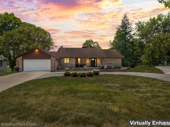 275 Indianwood Rd, Lake Orion, MI 48362